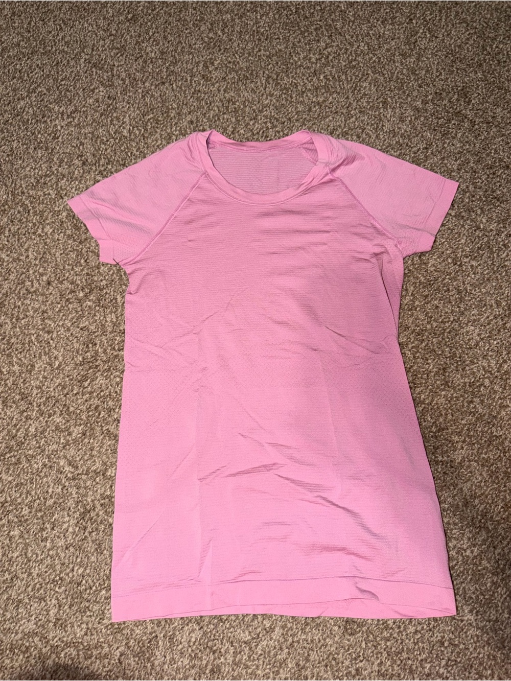 lululemon athletica Women's Light Pink Short Sleeve Tee